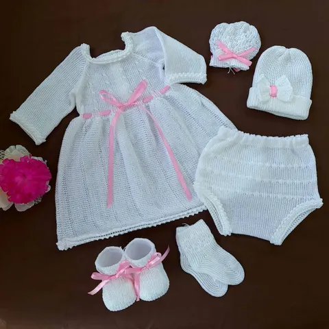 Traje Emperatriz Blanco cinta Rosada