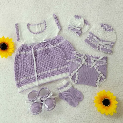 Traje Lila/Blanco
