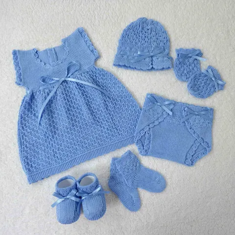 Traje Celeste