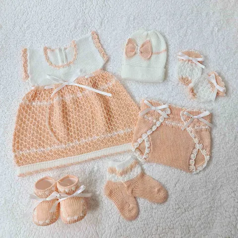 Traje Peach/Blanco