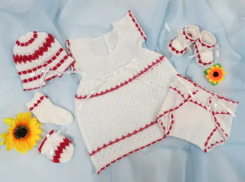 Traje Blanco/Rojo