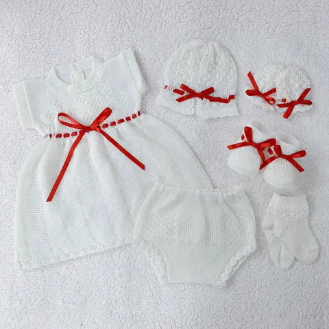 Traje Diamante Blanco cinta Roja