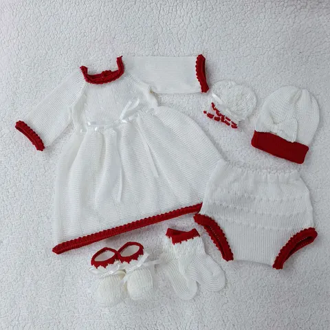 Traje Emperatriz Blanco/Rojo