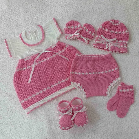 Traje Rosado/Blanco