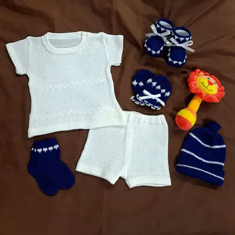 Sweater Blanco/Azul Marino