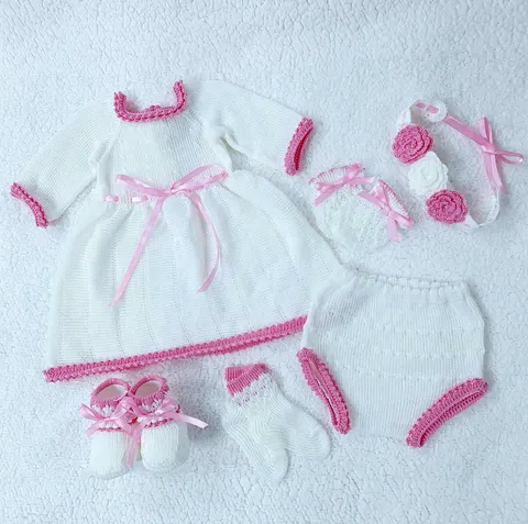 Traje Emperatriz Vincha Blanco Rosa