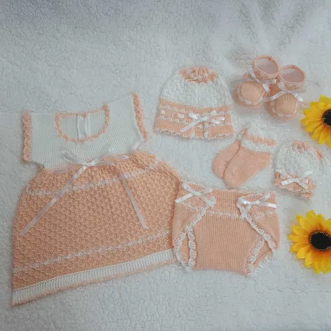Traje Peach/Blanco